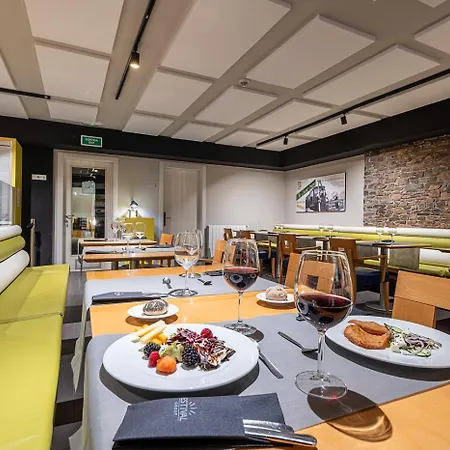 Otel Cristina 3*